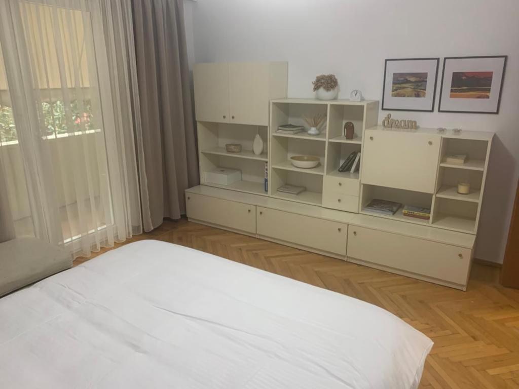 Alea2 Apartment Тирана Экстерьер фото